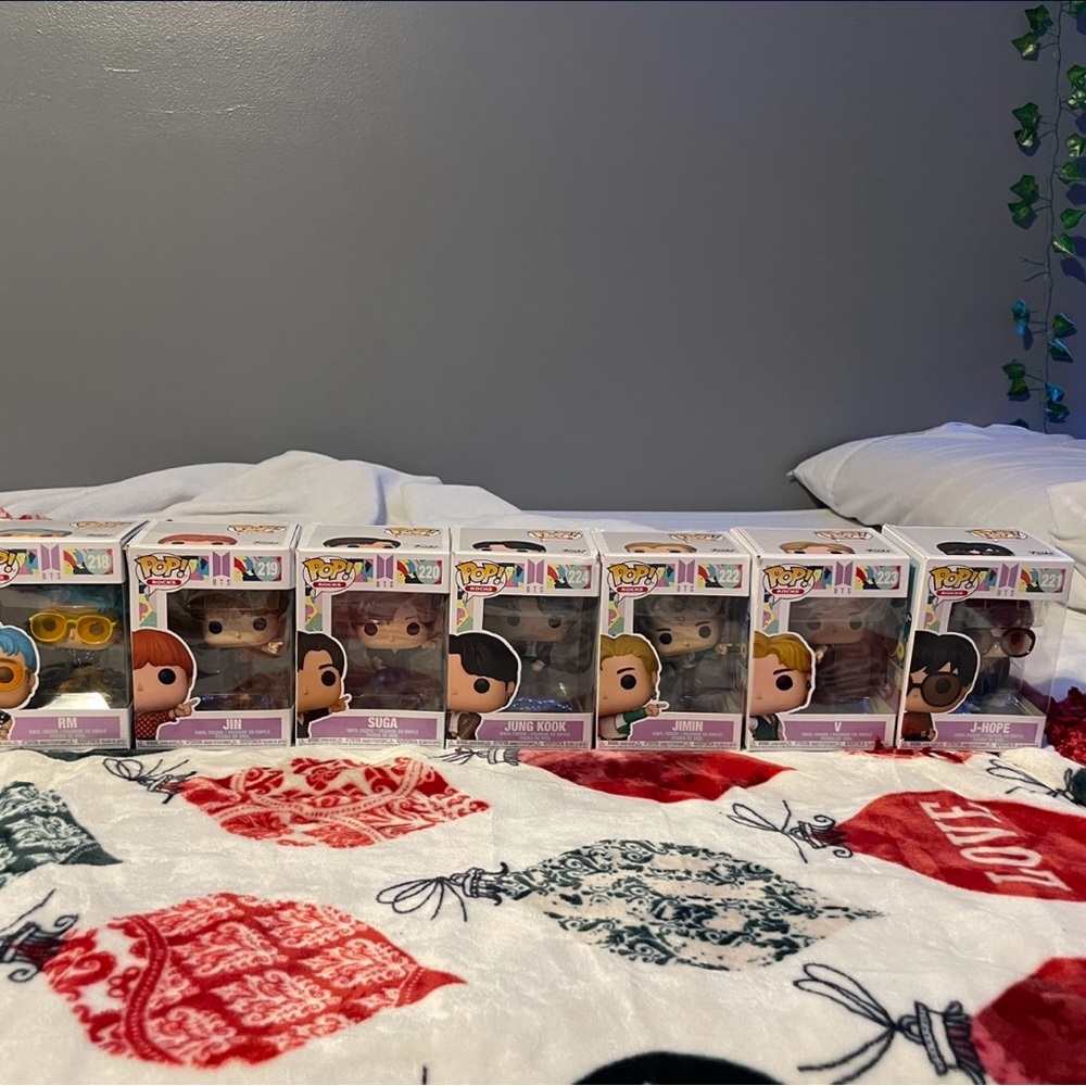 This is the BTS dynamite Pop Rock collection.
